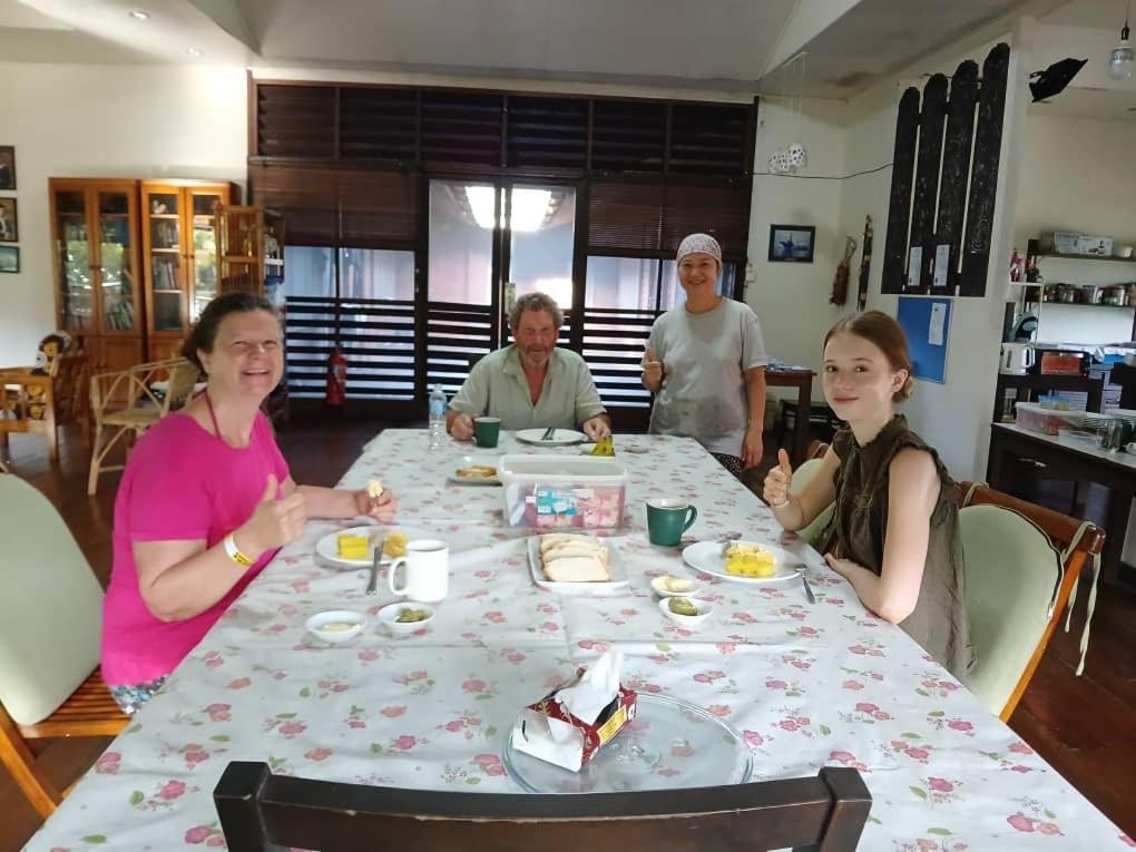 Mulu Tribal Homestay 外观 照片