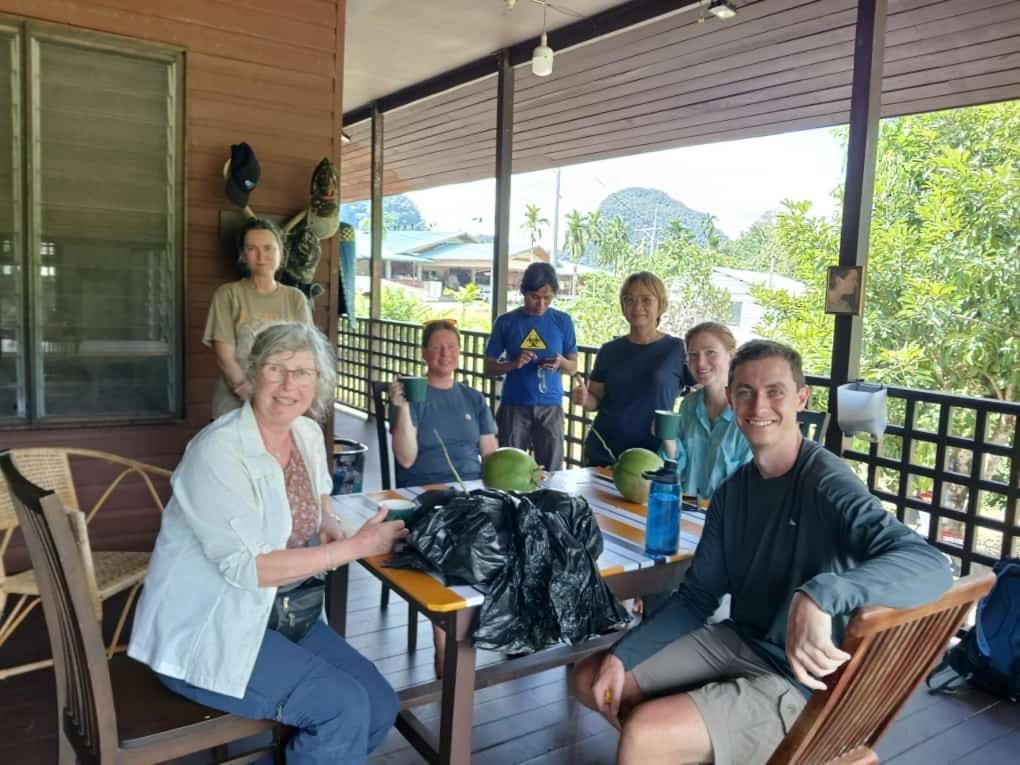 Mulu Tribal Homestay 外观 照片