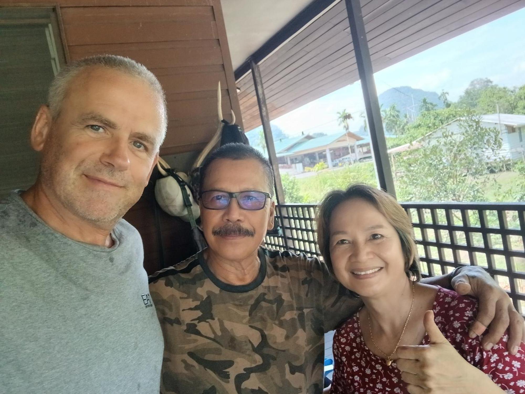 Mulu Tribal Homestay 外观 照片
